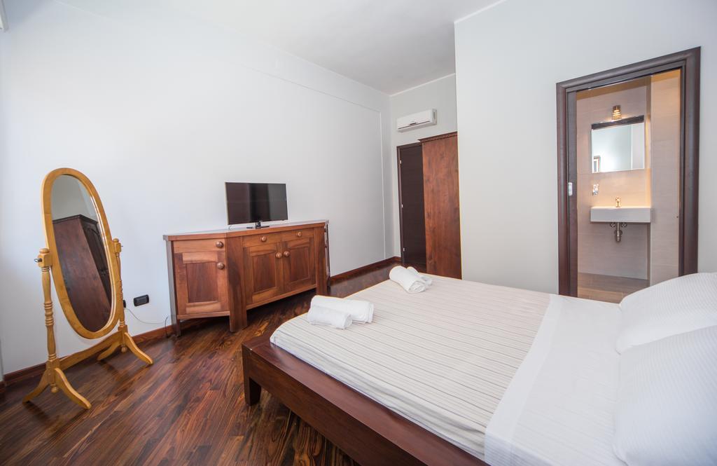 Domus Regis Bed & Breakfast Cagliari Oda fotoğraf